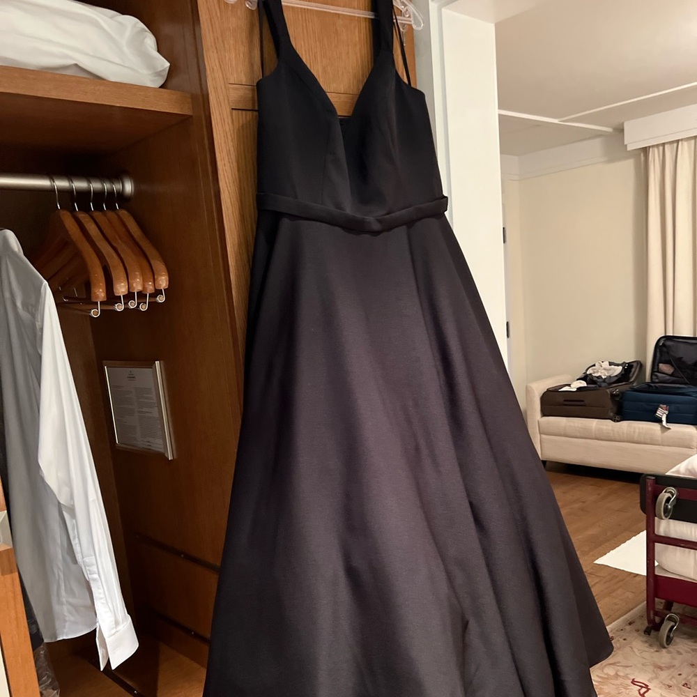 🖤 Classic Black A-Line Formal Dress (Altered to Size 12) 🖤